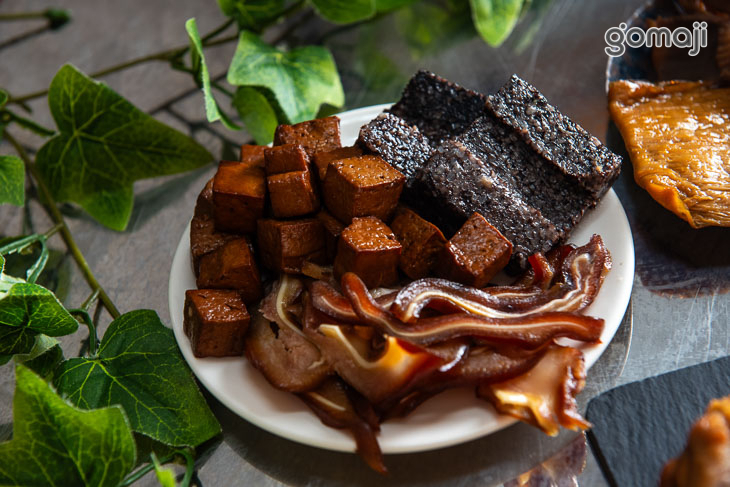 大雄煙燻滷味(安南店)