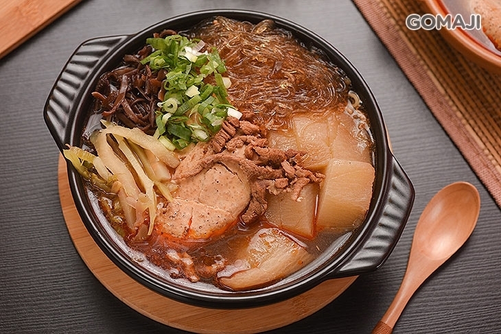 中原第一家麻辣豆腐鴨血煲(竹北店)