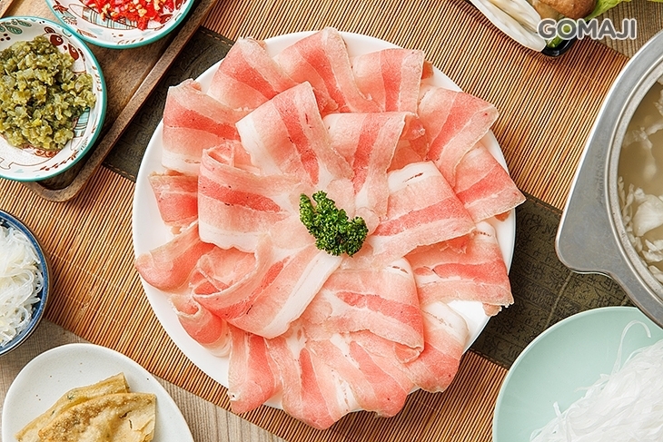 侯黑鍋物 酸菜小火鍋 Ho Hey Hot Pot