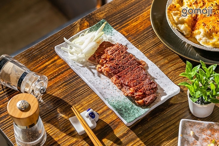 轉角那間餐酒館