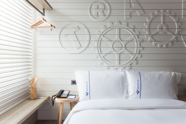 頭等艙飯店 高雄站前館