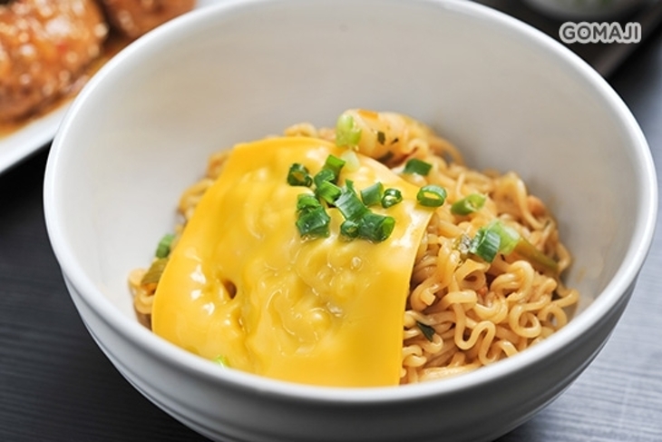 辣辣韓式炸雞•小酒館