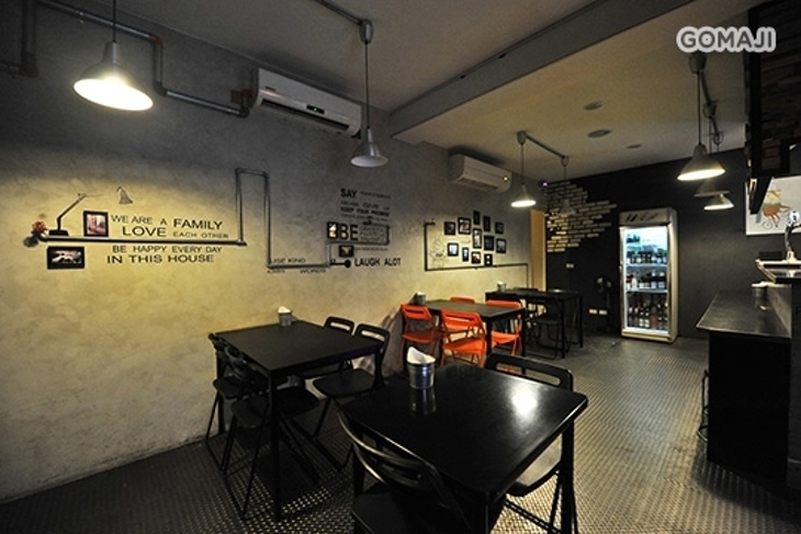 辣辣韓式炸雞•小酒館