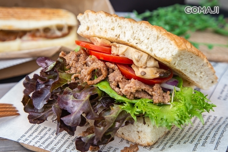 朵拉拉旋轉烤肉