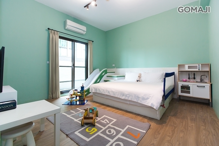 宜蘭-蝴蝶結溜滑梯親子民宿