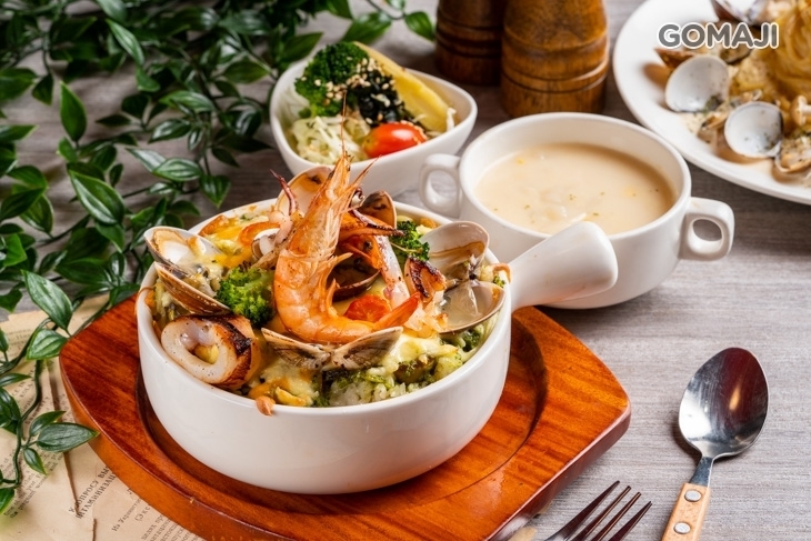 Party創作美食茶房