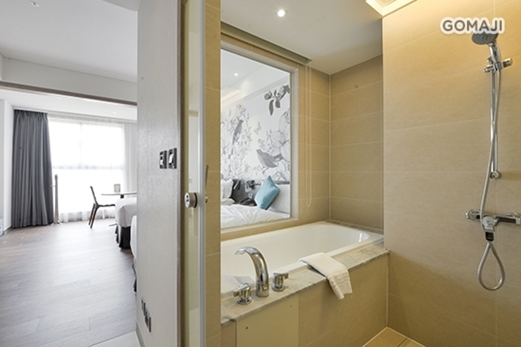 捷絲旅 高雄站前館