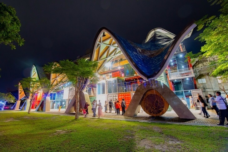 台東-旅人驛站鐵花文創二館