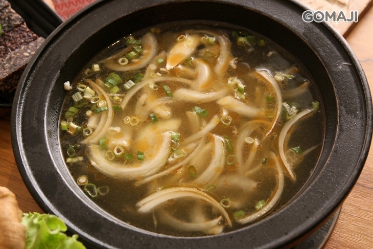 鼎燒石頭火鍋(烏日店)