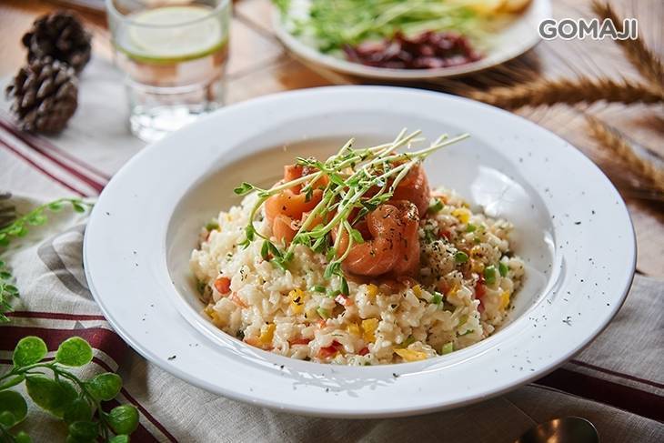 紅頂穀創穀倉咖啡