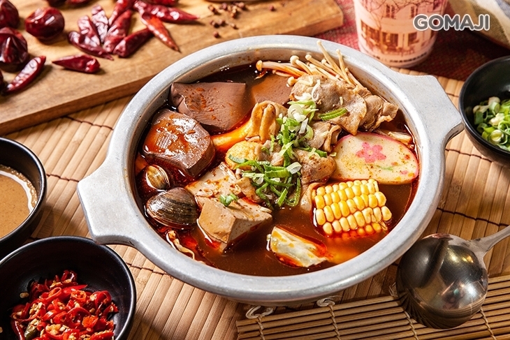 大紅袍麻辣燙(家樂福新店店)