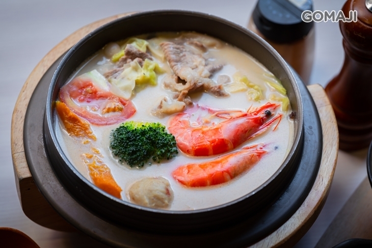 風見鷄 鍋物食堂
