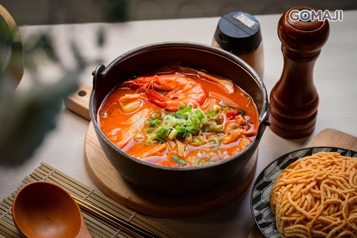風見鷄 鍋物食堂
