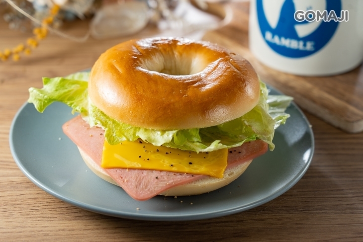 Ramble Cafe 漫步藍咖啡(台中復興店)