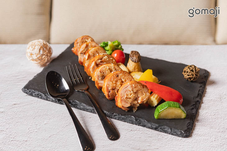 和逸飯店‧高雄中山 Cozzi THE Roof