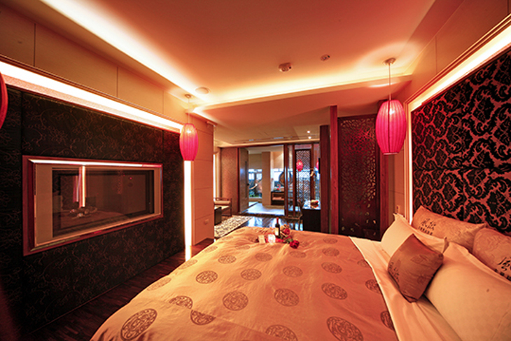 台中-風緻主題精品汽車旅館