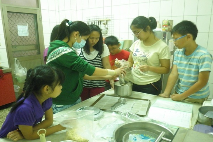 屏東偏鄉弱勢兒少照顧者親職教育培力