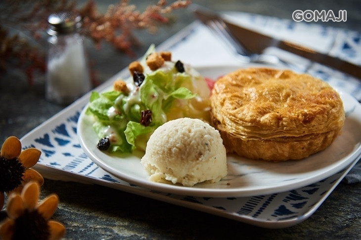 PLUSS coffee泇典咖啡