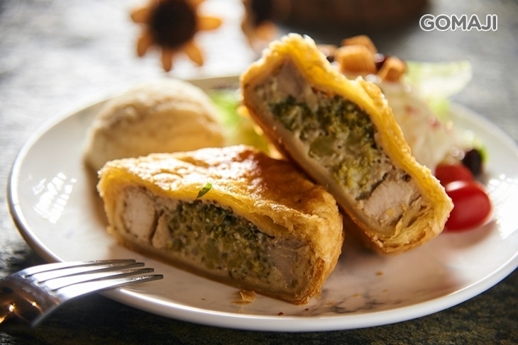 PLUSS coffee泇典咖啡