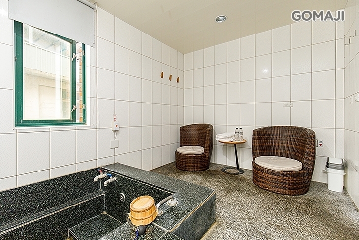 烏來-東風溫泉會館