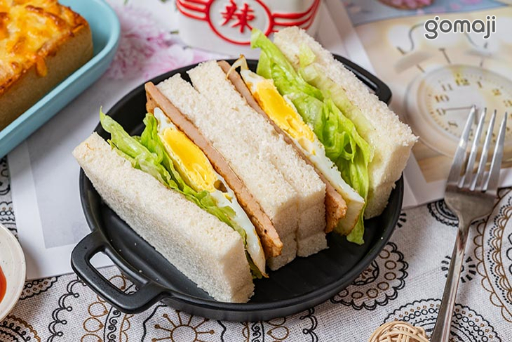 易百分肉蛋吐司(三重壹號店)