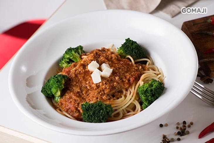 微笑！波諾 洋食廚房(左營彩虹市集店)