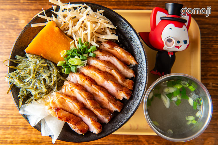 肉女子Mighty Girl 燒肉丼.牛排丼.舒肥沙拉