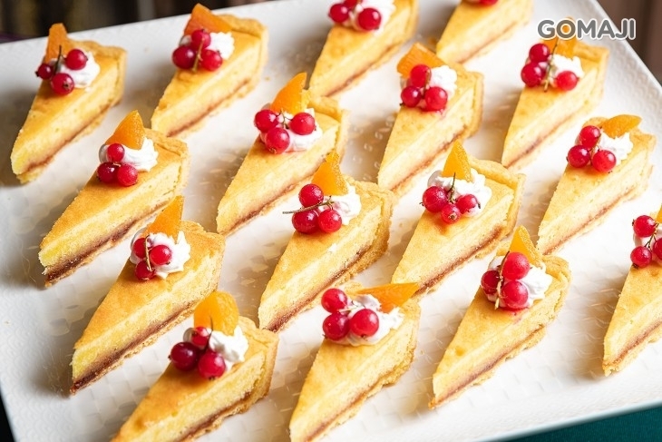 義大百匯自助餐廳