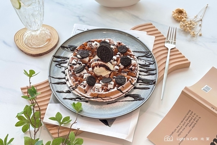 光室咖啡Light Is Cafe