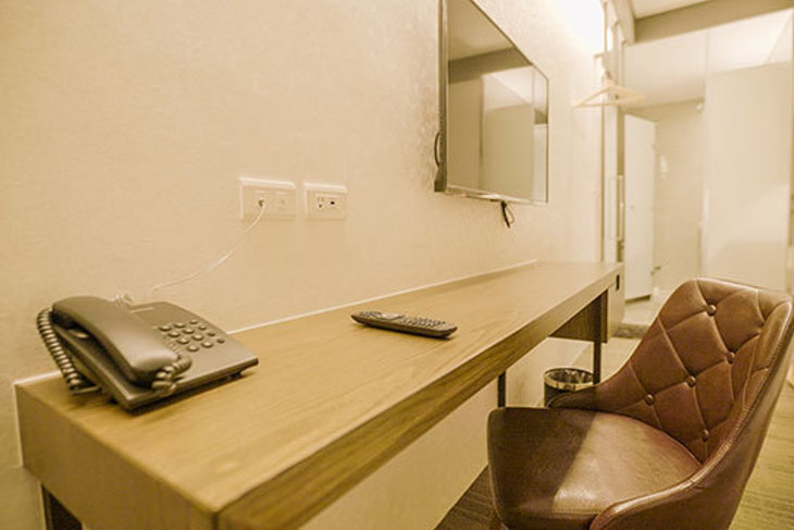 氧氣旅店 台北車站館