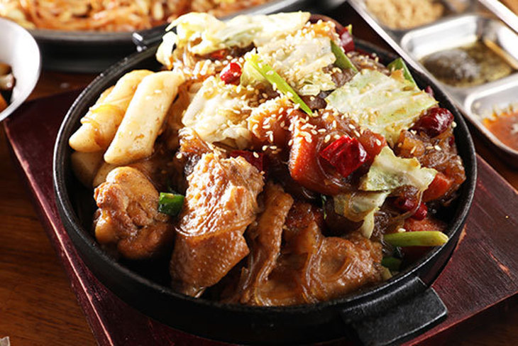 滋滋咕嚕쩝쩝꿀꺽韓式烤肉專門店