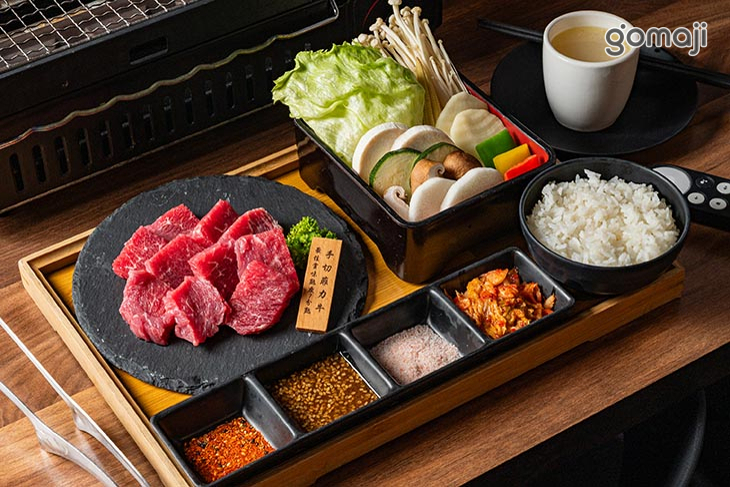 雲霧翩翩 一人燒肉(板橋總店)