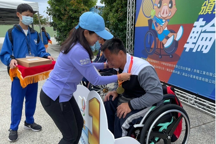 支持輪椅運動家－新竹身障網球訓練課程