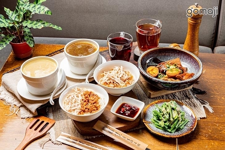 御膳煲養生雞湯館