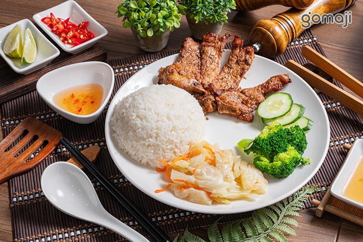 原豐麵食茶館·越南料理