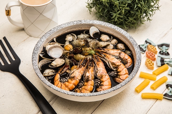 義匠義式湯麵(南崁光明店)