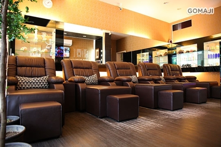 五葉松足體養生館