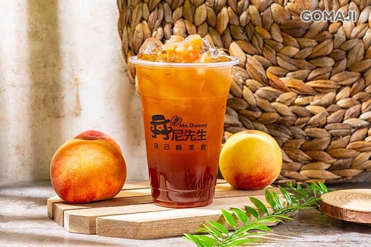 丹尼先生 自己喝茶飲