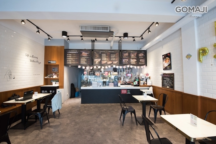 N.V pizza黑火山披薩(台南健康店)