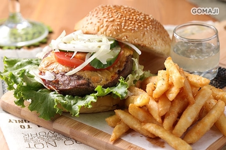 Mr.stubble cafe
