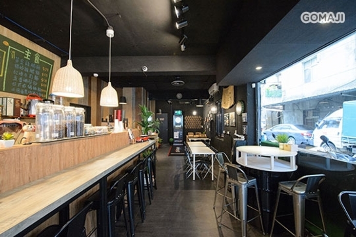 Mr.stubble cafe