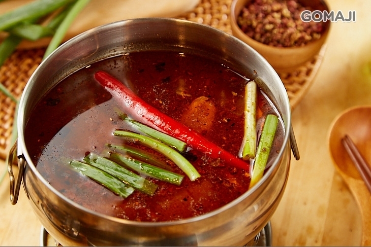 山城重慶烤魚麻辣燙