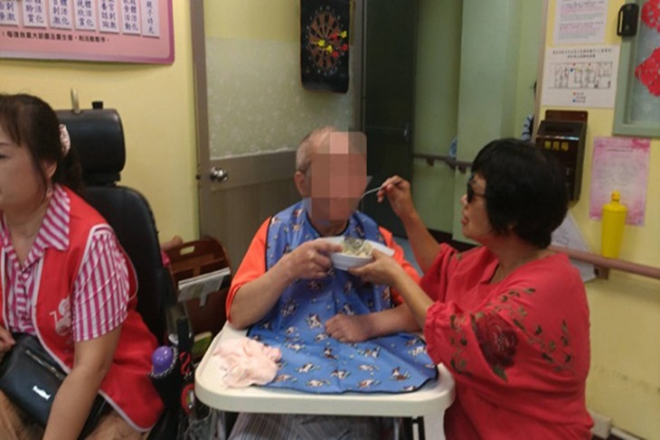 身障送餐溫暖萬華失能長者