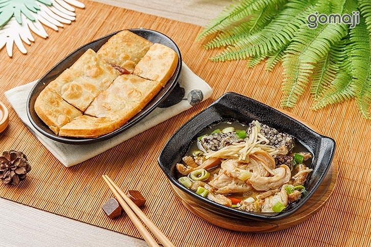 侯黑鍋物 冠軍酸菜個人鍋物 (新莊民安店)