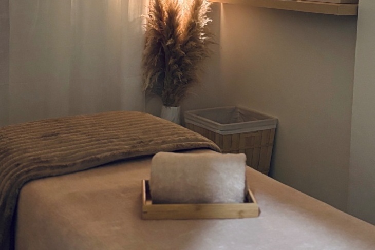 Queenie Spa &Zoe Nail