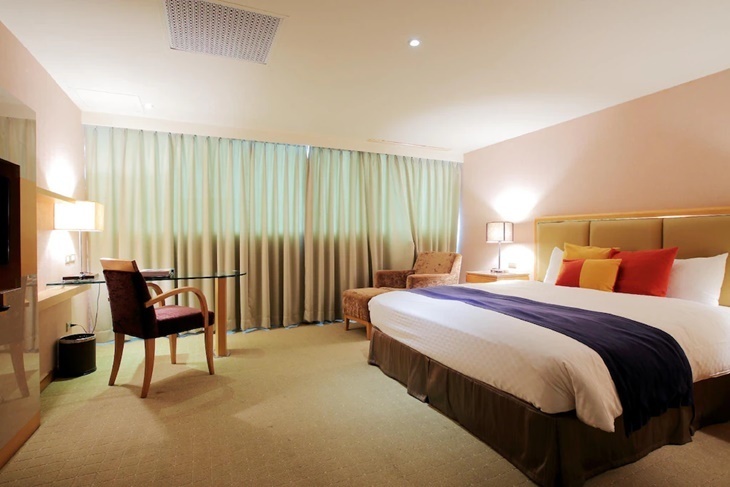 宜蘭羅東-晶樺商務飯店