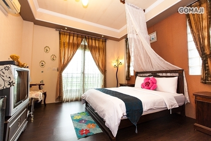 宜蘭冬山-幸運草庭園民宿