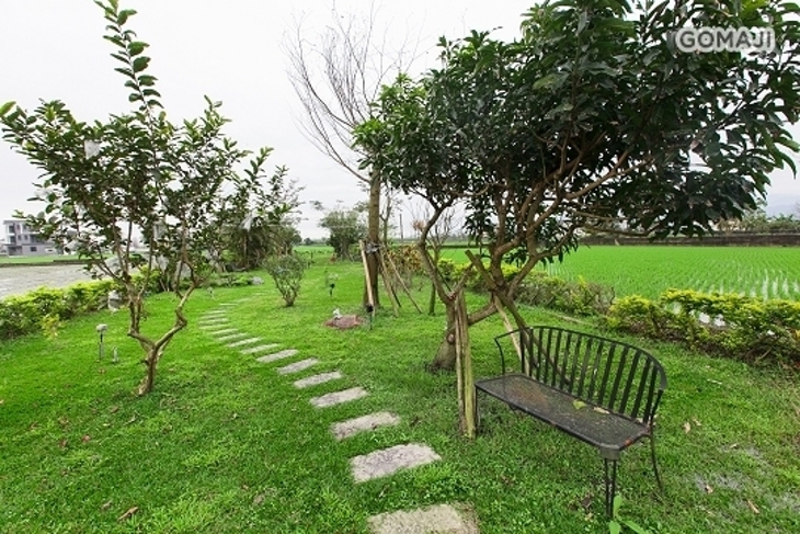 宜蘭冬山-幸運草庭園民宿