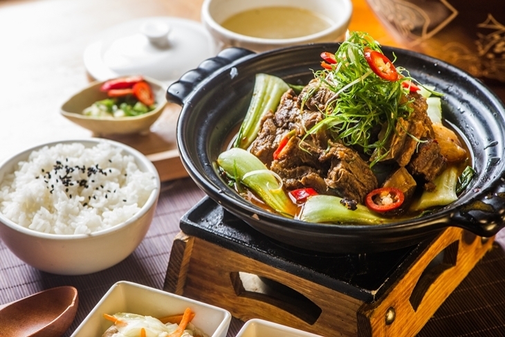 左阜右邑複合式餐飲