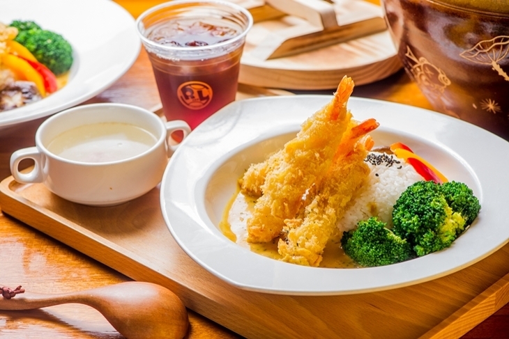 左阜右邑複合式餐飲